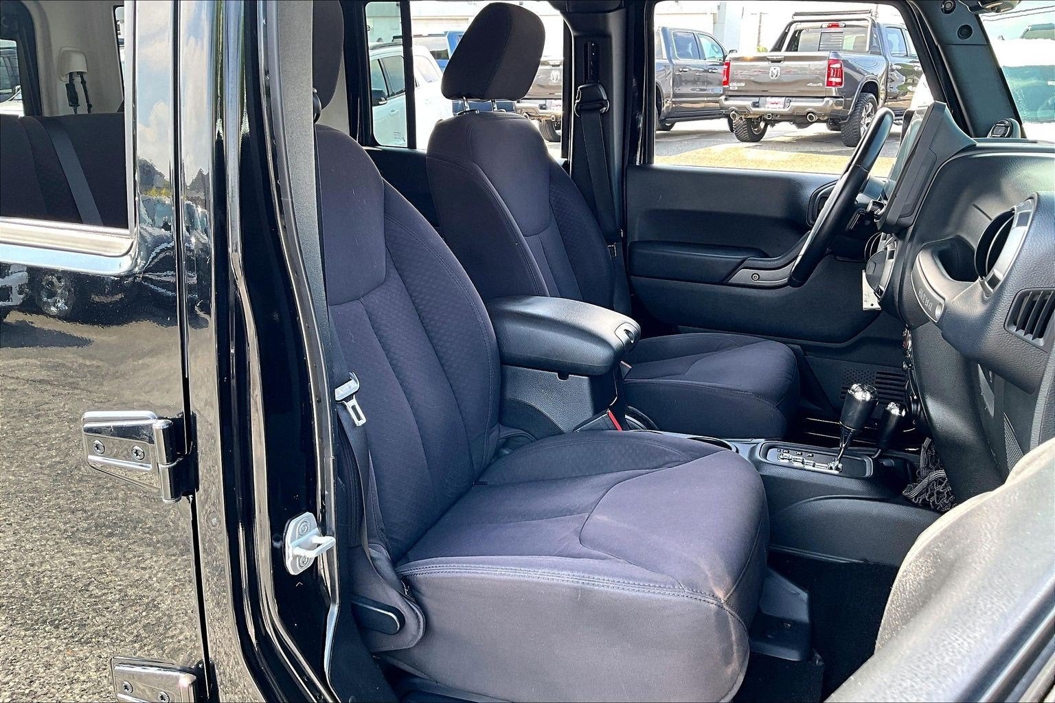 2013 Jeep Wrangler Unlimited Sport