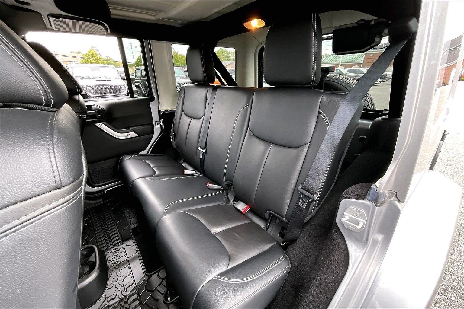 2015 Jeep Wrangler Unlimited Sahara