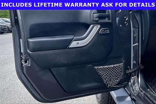 2017 Jeep Wrangler Unlimited Sahara 4x4