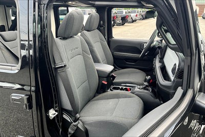 2024 Jeep Wrangler 4-Door Sahara 4x4