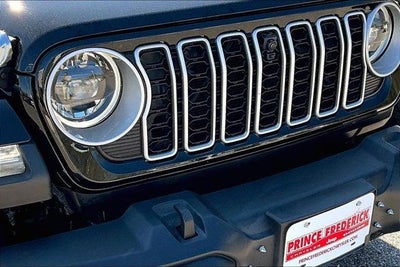 2025 Jeep Wrangler 4-Door Sahara 4x4