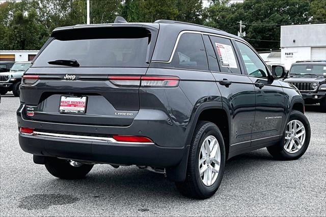 2025 Jeep Grand Cherokee Laredo X 4x4