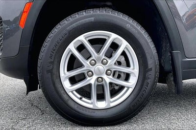 2025 Jeep Grand Cherokee Laredo X 4x4
