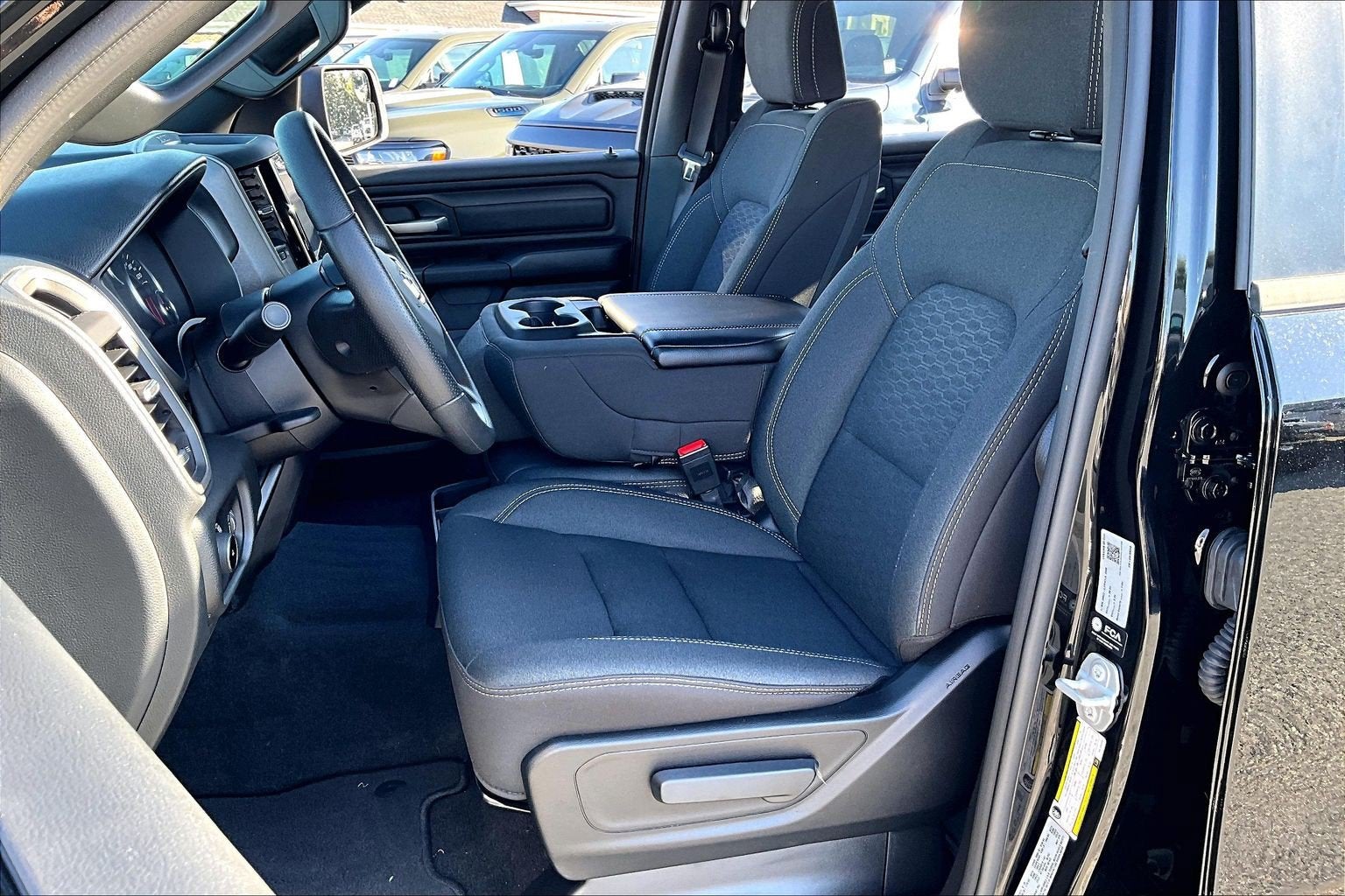 2025 RAM 1500 Tradesman Crew Cab 4x4 5'7' Box