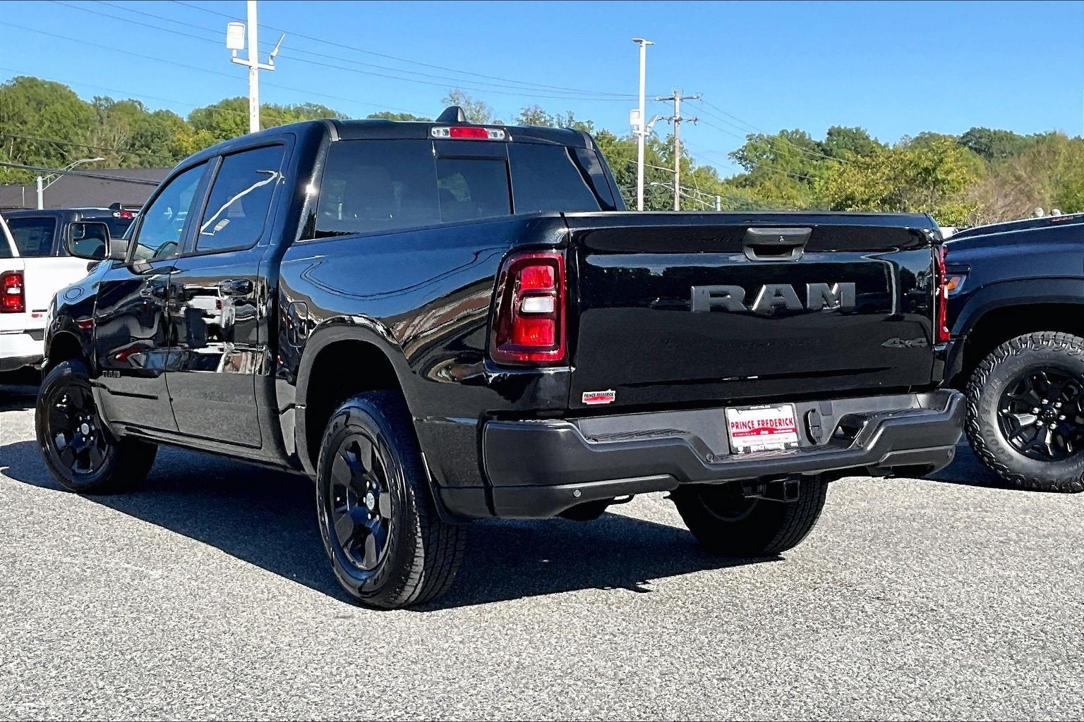 2025 RAM 1500 Tradesman Crew Cab 4x4 5'7' Box