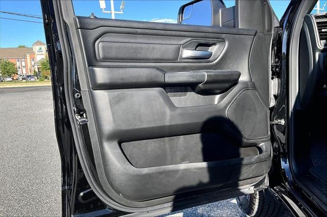 2025 RAM 1500 Tradesman Crew Cab 4x4 5'7' Box