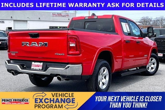 2025 RAM 1500 Big Horn Crew Cab 4x4 6'4' Box