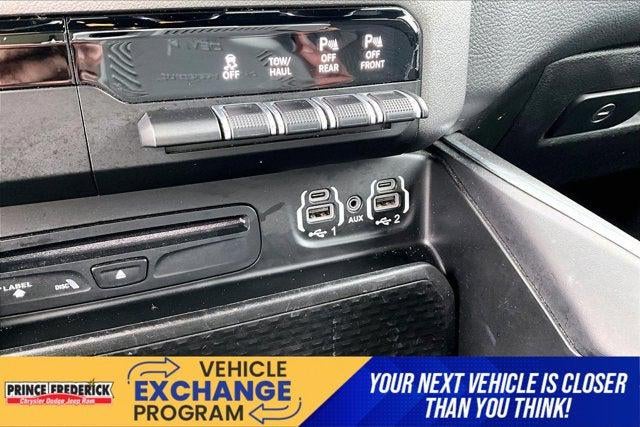 2019 RAM 1500 Big Horn/Lone Star Crew Cab 4x4 5'7' Box