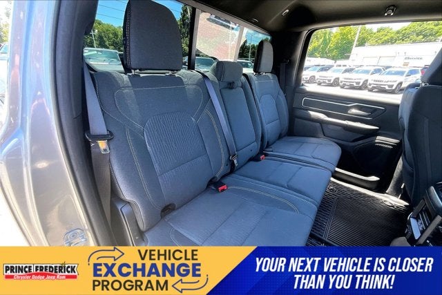 2021 RAM 1500 Big Horn Crew Cab 4x4 5'7' Box