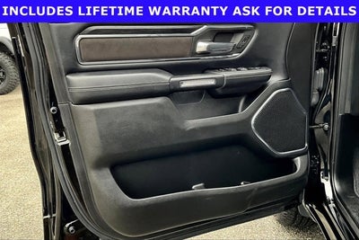 2024 RAM 1500 Laramie Crew Cab 4x4 5'7' Box
