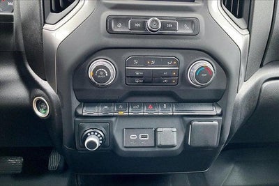 2025 Chevrolet Silverado 1500 4WD Double Cab Standard Bed Custom