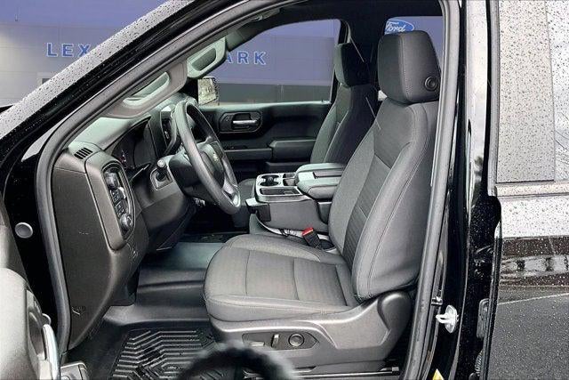 2025 Chevrolet Silverado 1500 4WD Double Cab Standard Bed Custom