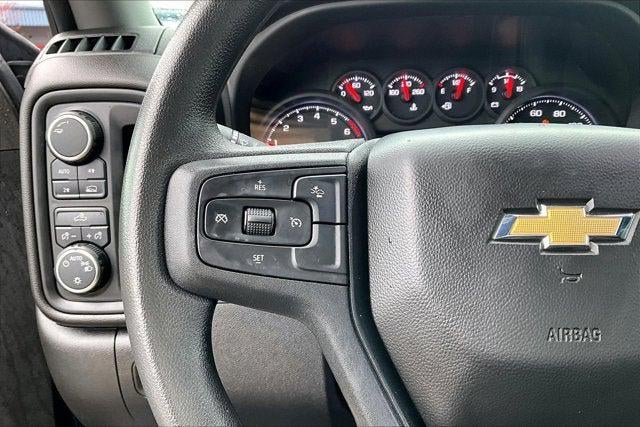 2025 Chevrolet Silverado 1500 4WD Double Cab Standard Bed Custom
