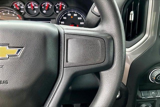 2025 Chevrolet Silverado 1500 4WD Double Cab Standard Bed Custom