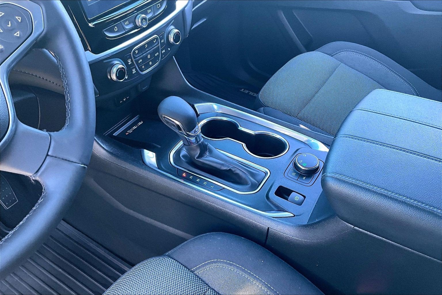 2024 Chevrolet Traverse Limited AWD LT Cloth