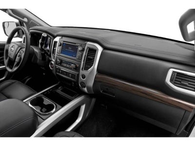 2019 Nissan TITAN SL