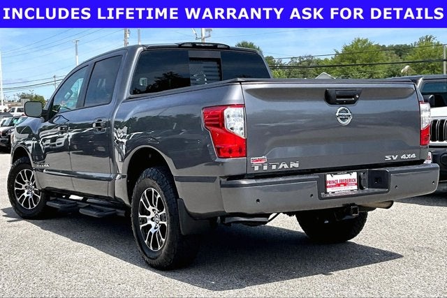 2021 Nissan TITAN Crew Cab SV 4x4