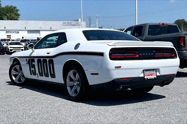 2015 Dodge Challenger SXT