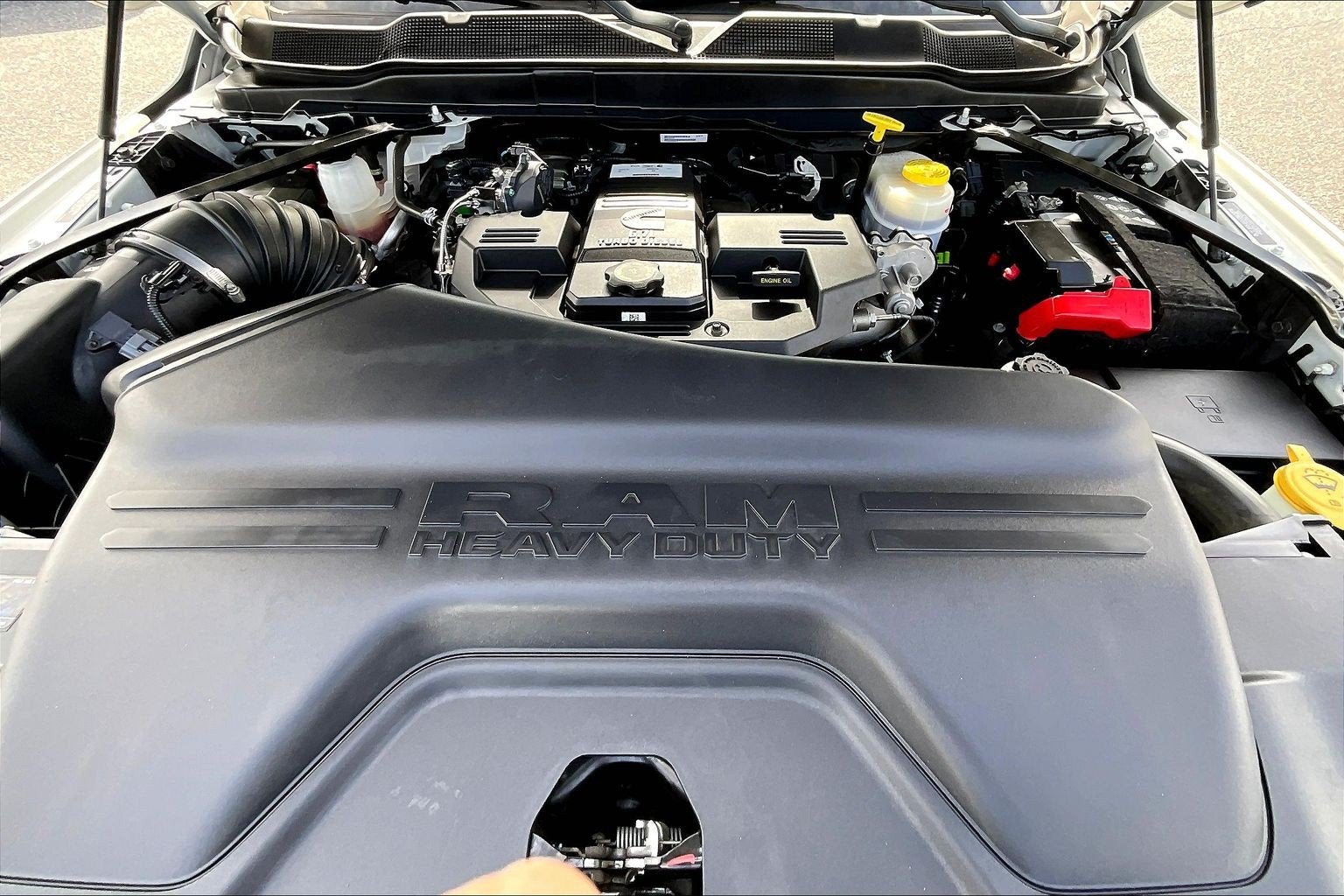 2020 RAM 3500 Laramie Crew Cab 4x4 8' Box