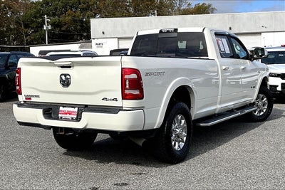 2020 RAM 3500 Laramie Crew Cab 4x4 8' Box