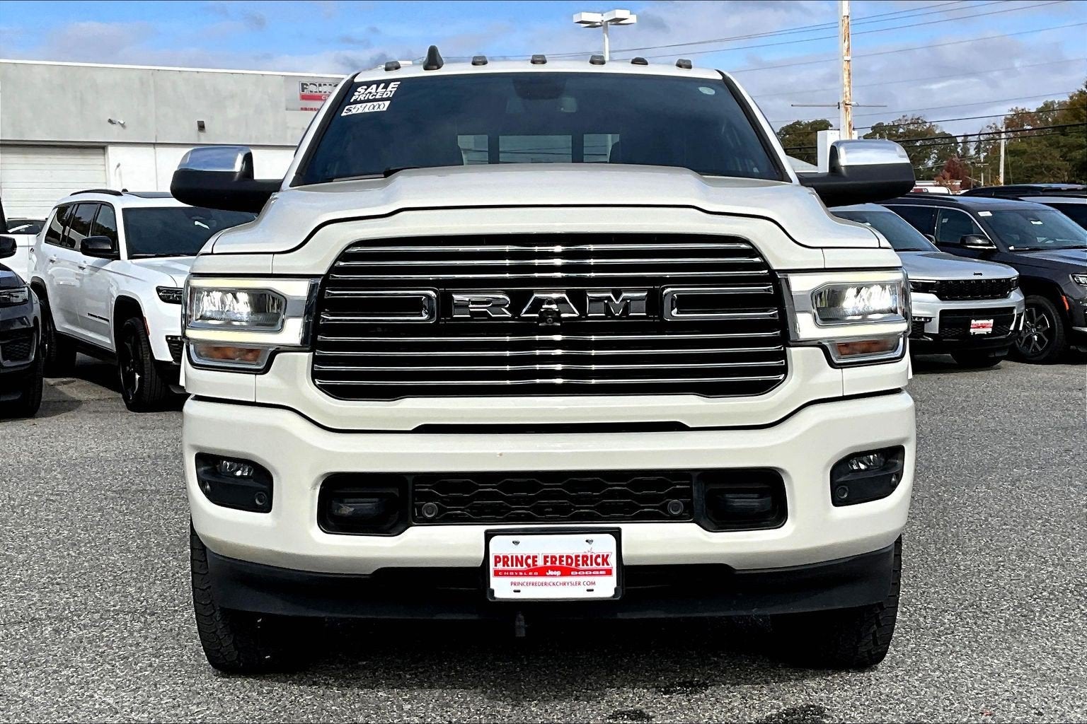 2020 RAM 3500 Laramie Crew Cab 4x4 8' Box