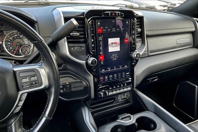 2020 RAM 3500 Laramie Crew Cab 4x4 8' Box