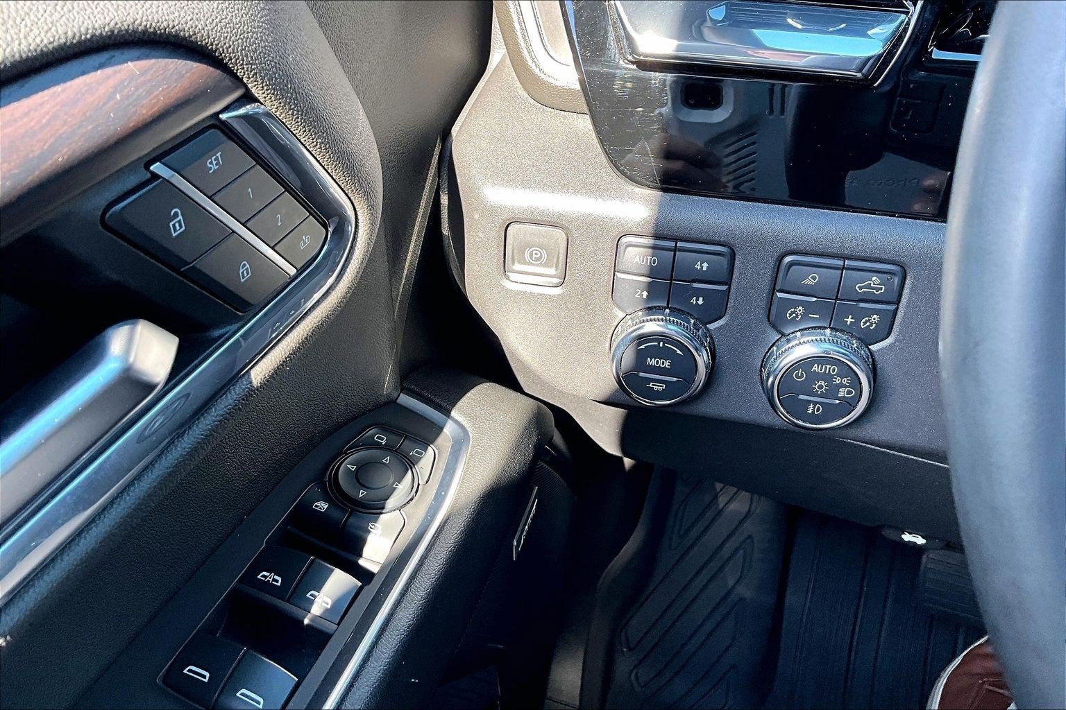2023 GMC Sierra 1500 4WD Crew Cab Standard Box SLT