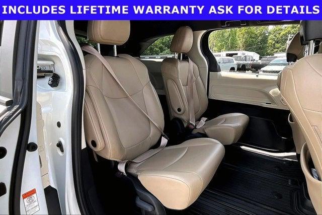 2021 Toyota Sienna XLE