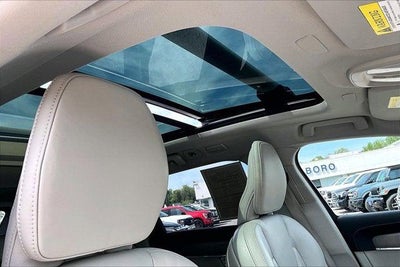 2023 Volvo V90 Cross Country B6 Ultimate