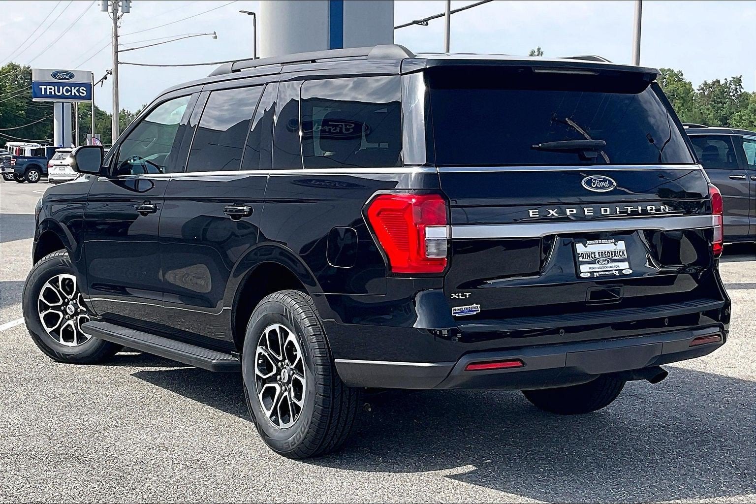2023 Ford Expedition XLT