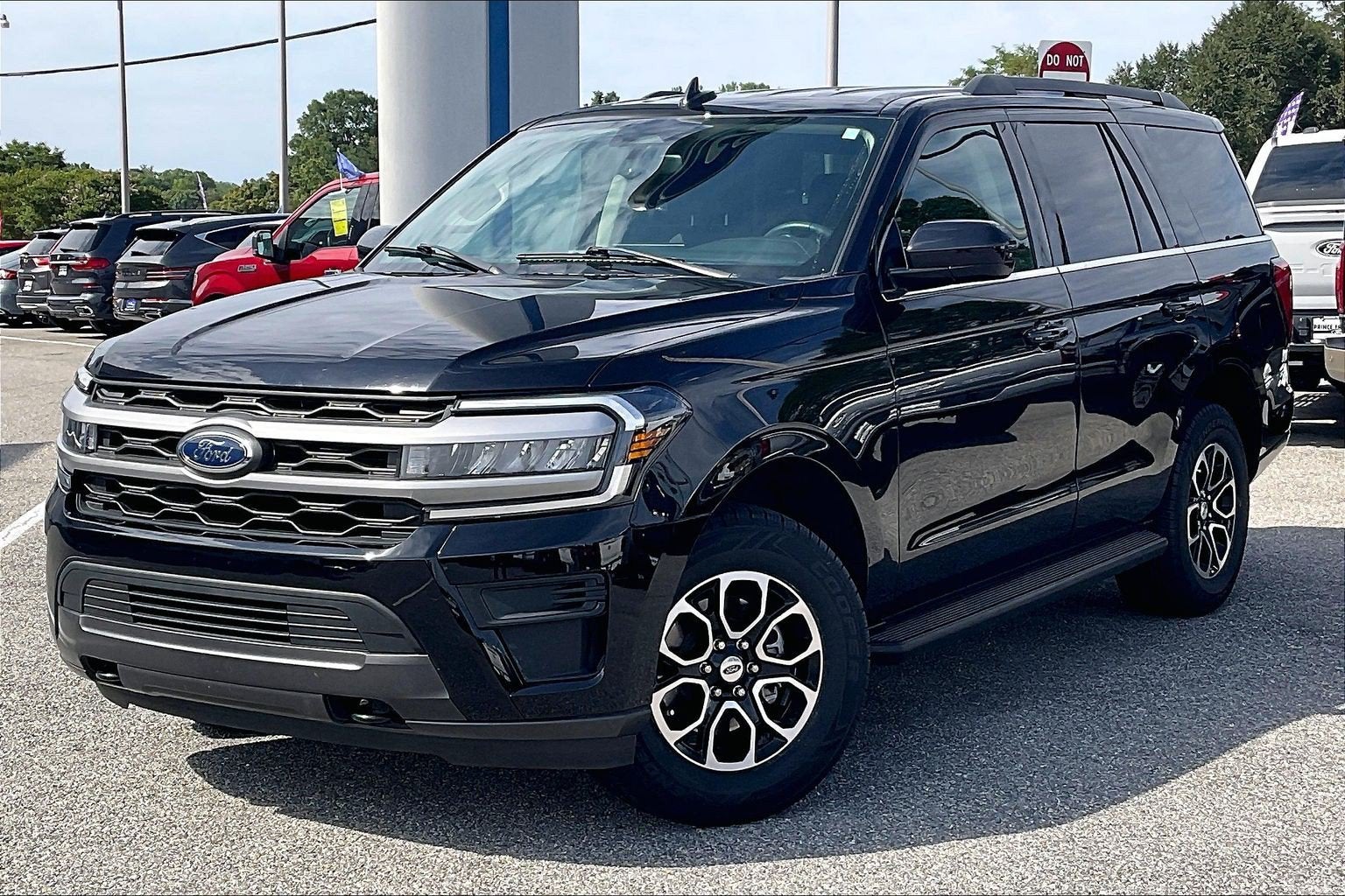 2023 Ford Expedition XLT