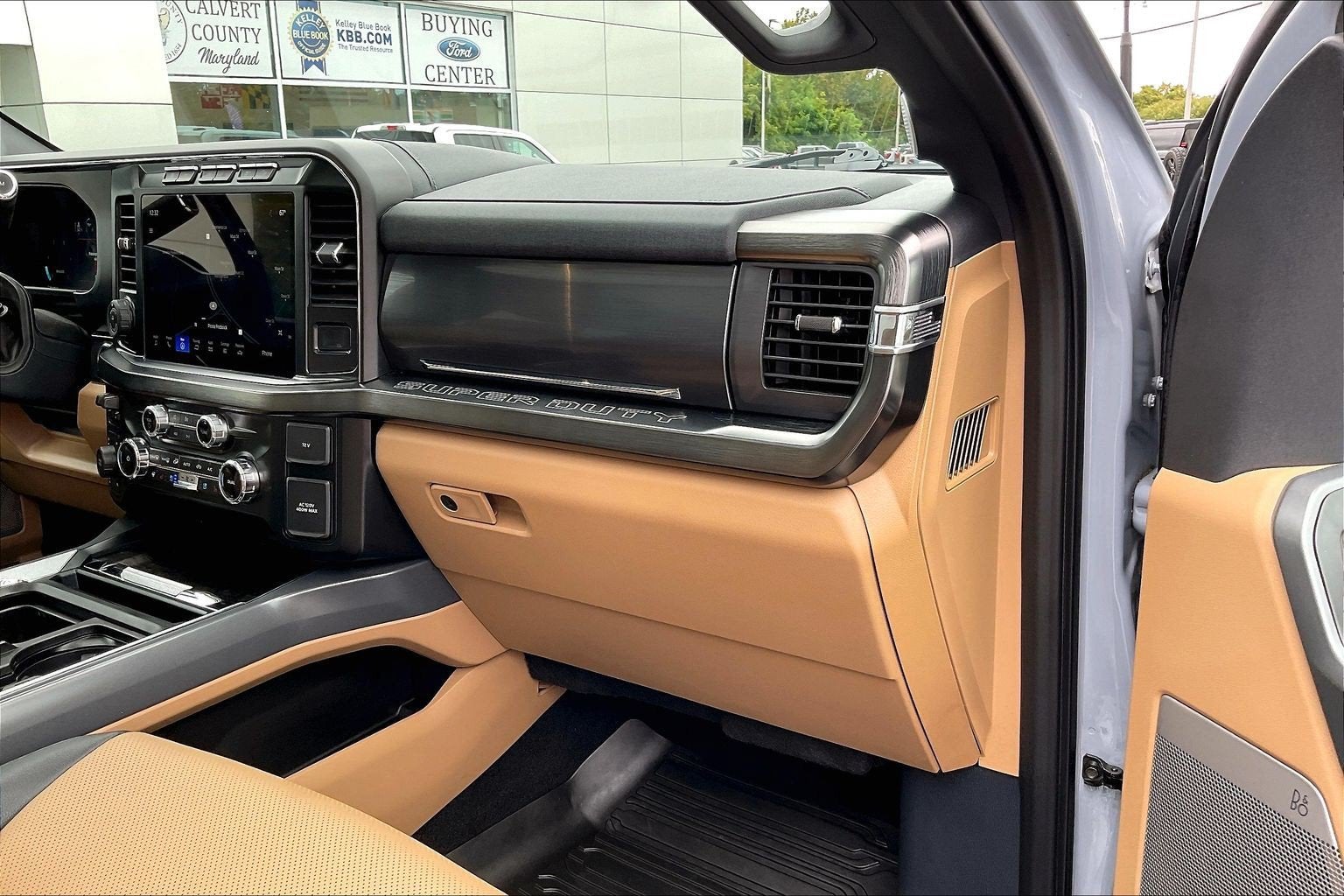 2024 Ford Super Duty F-250 SRW LARIAT