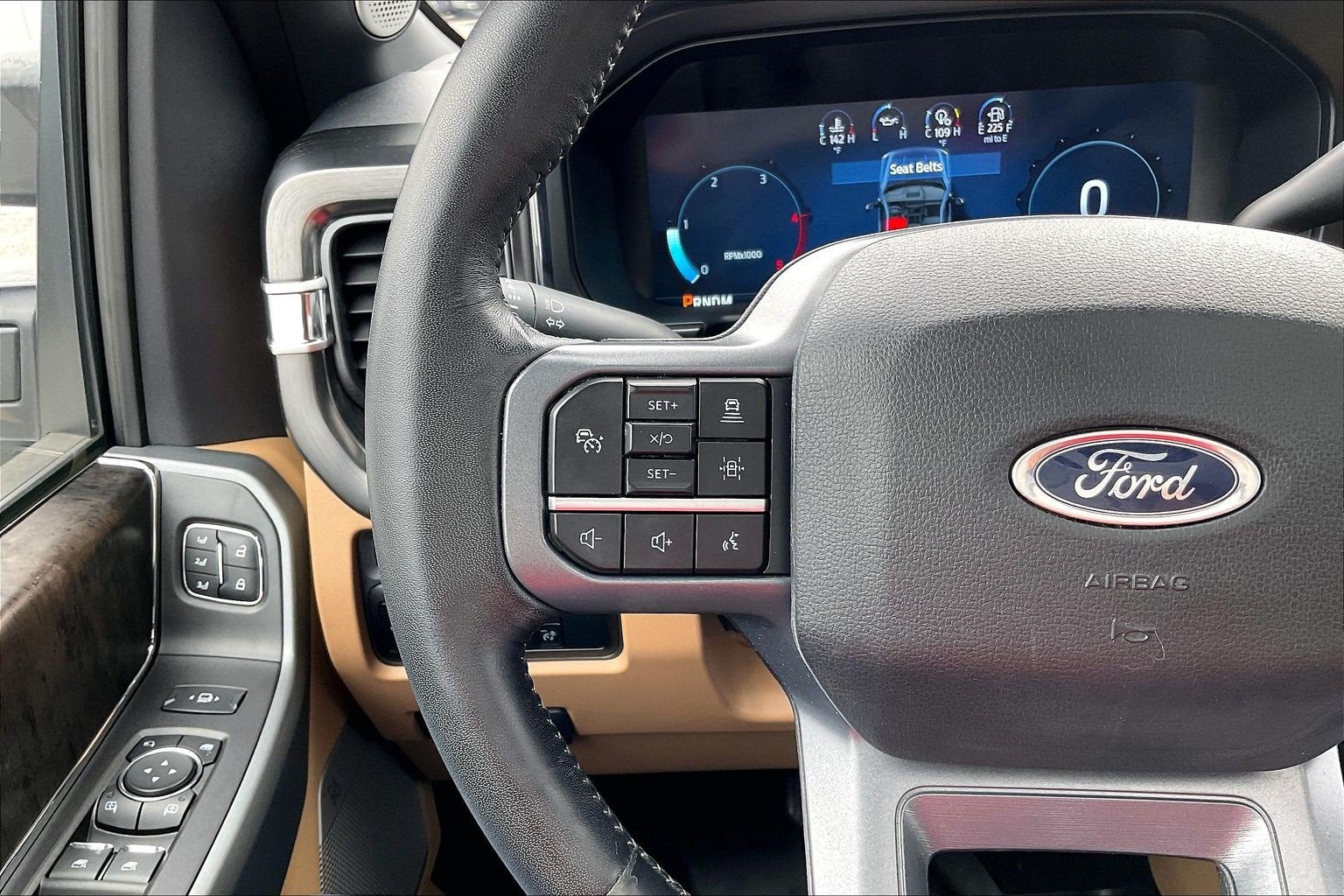 2024 Ford Super Duty F-250 SRW LARIAT