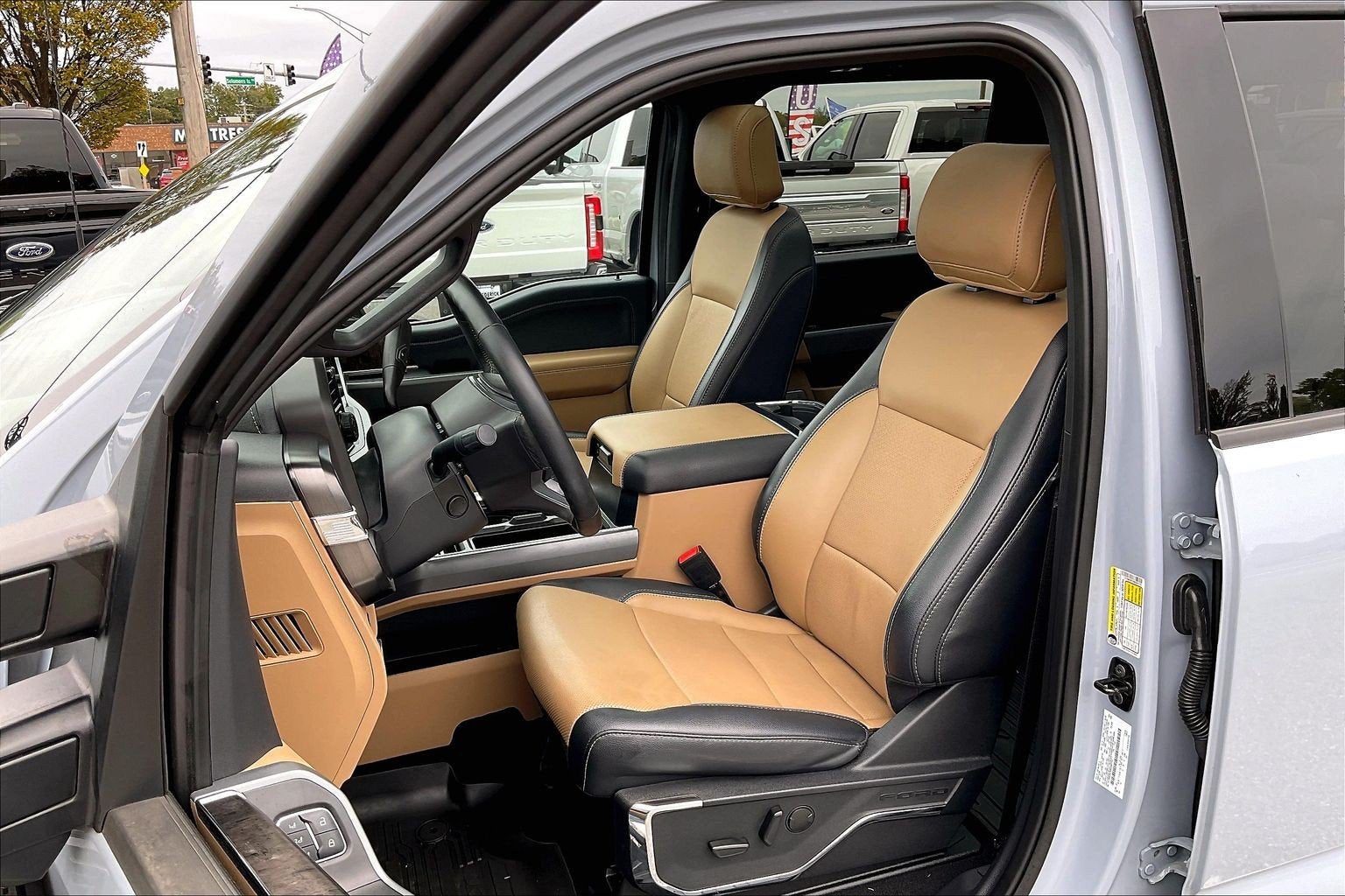 2024 Ford Super Duty F-250 SRW LARIAT