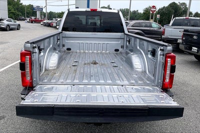 2023 Ford Super Duty F-450 DRW LARIAT