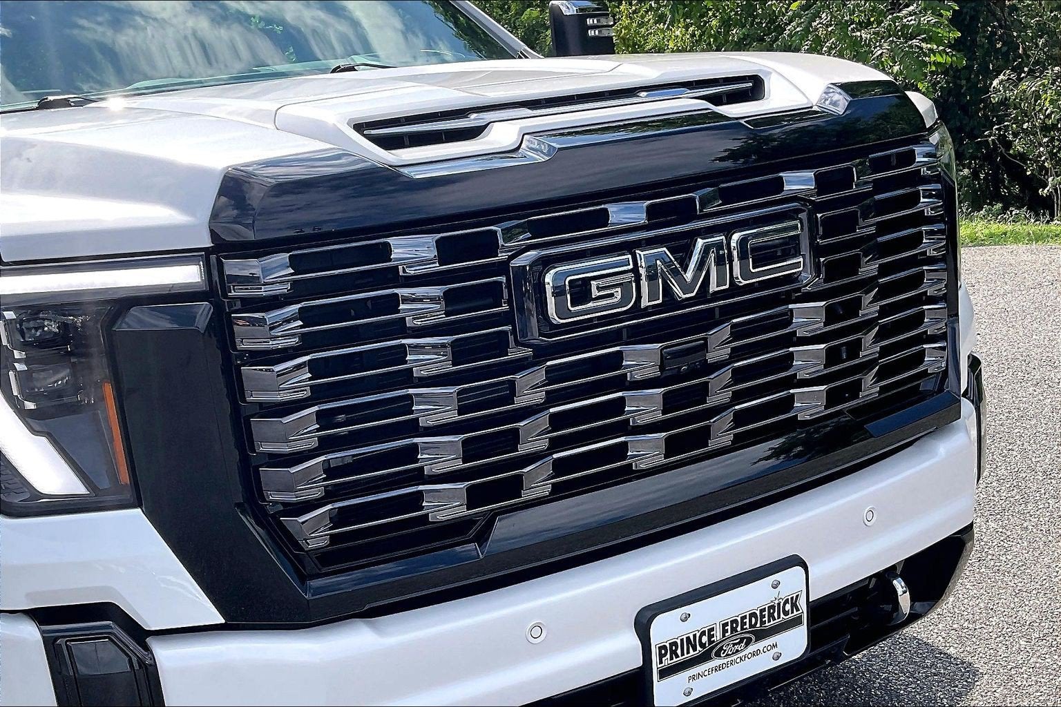 2025 GMC Sierra 2500HD Denali Ultimate