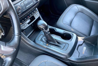 2022 GMC Canyon 4WD AT4 w/Leather
