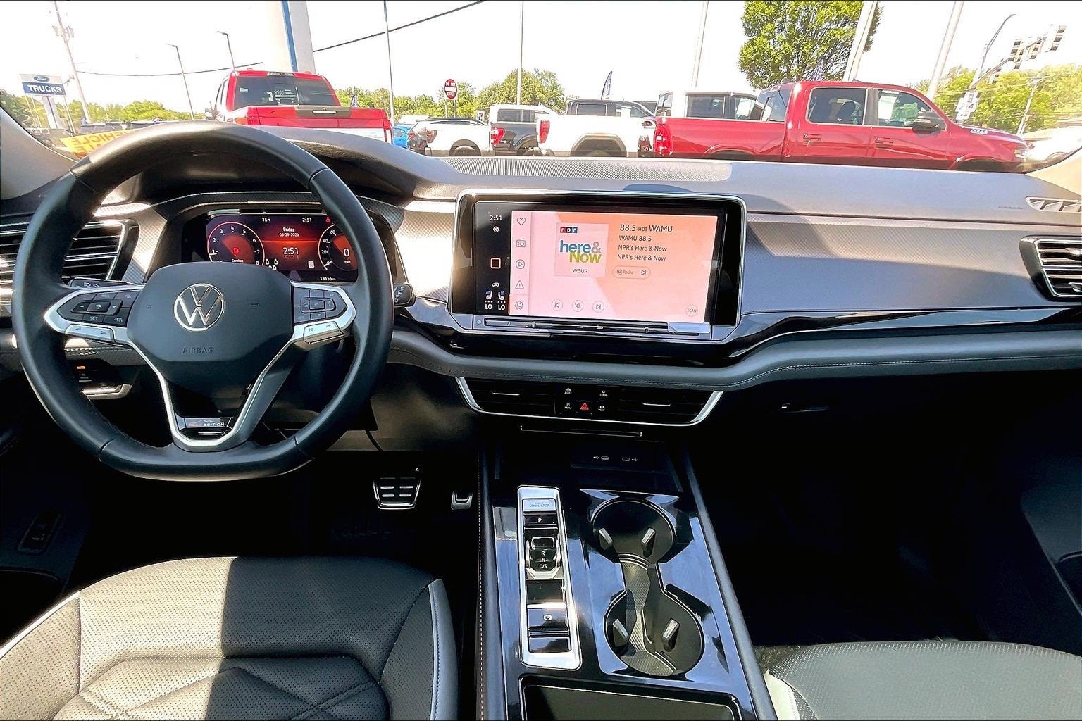 2024 Volkswagen Atlas 2.0T Peak Edition SEL