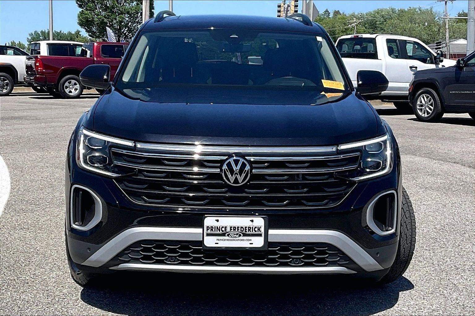 2024 Volkswagen Atlas 2.0T Peak Edition SEL