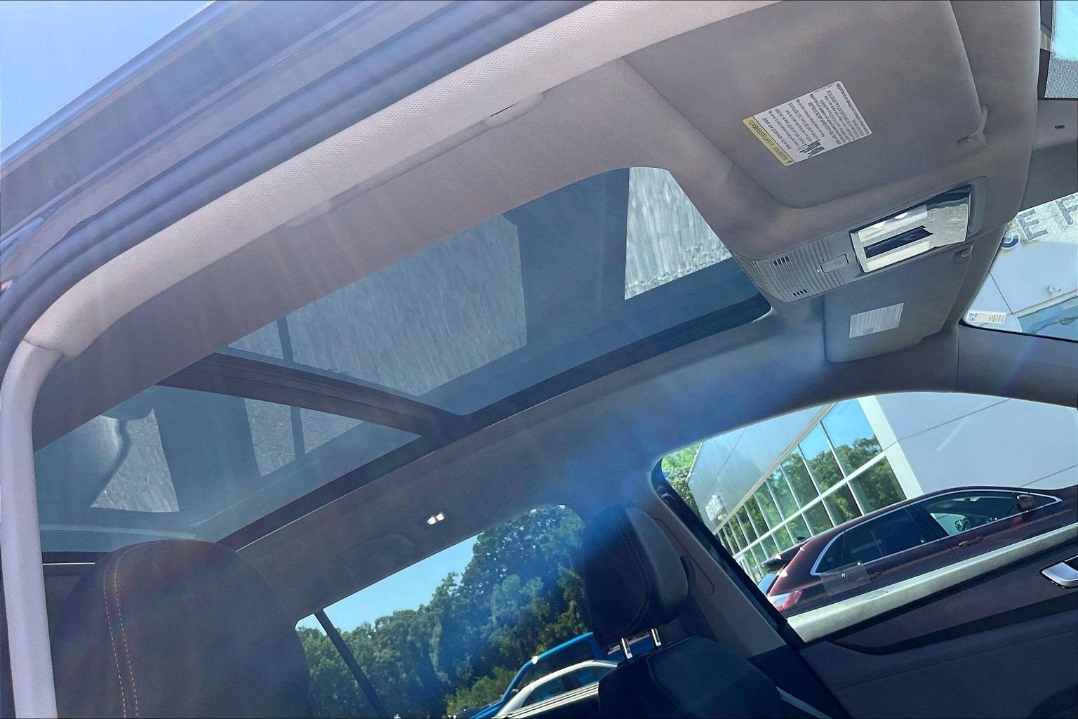 2024 Volkswagen Atlas 2.0T Peak Edition SEL