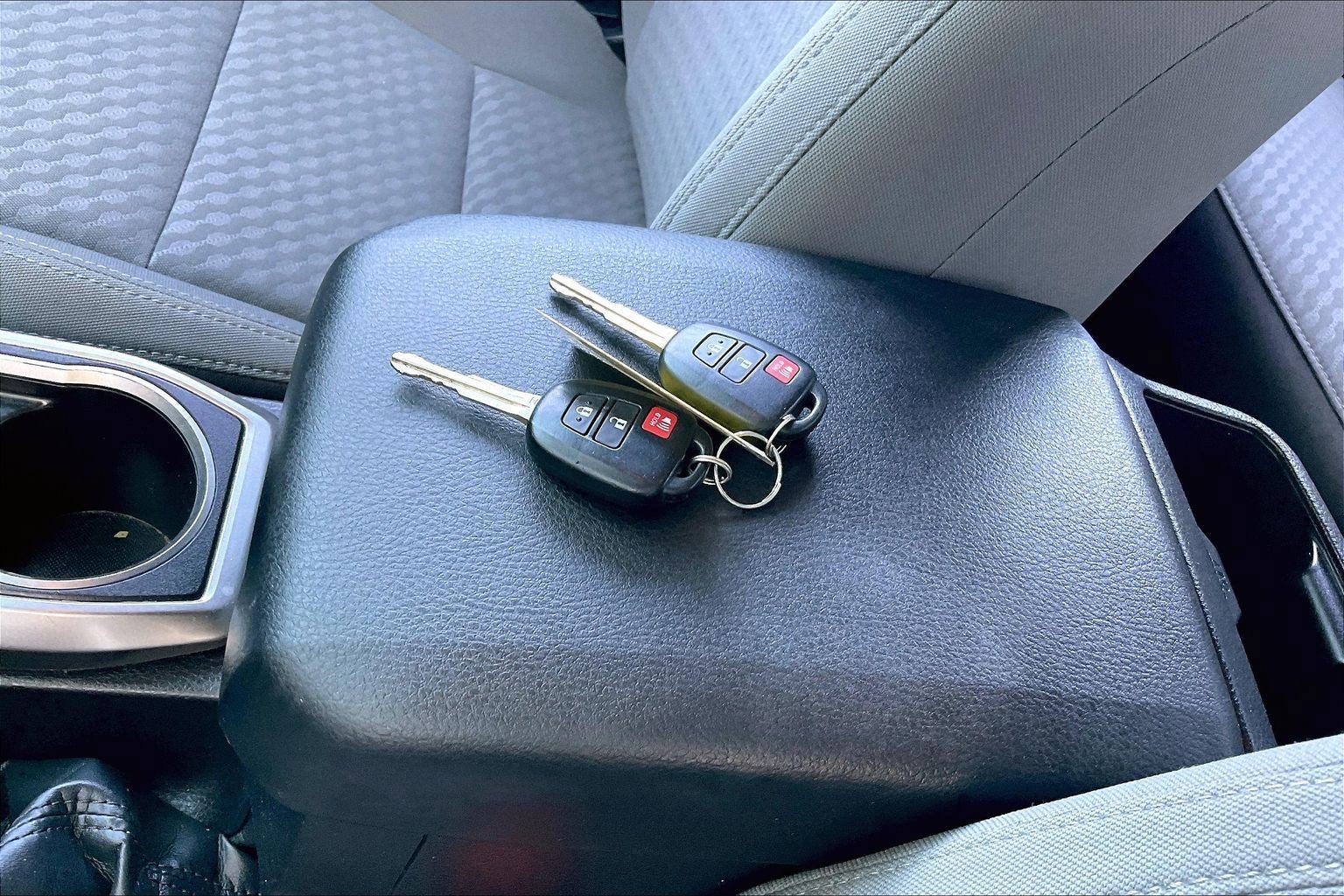 2022 Toyota Tacoma 4WD SR5