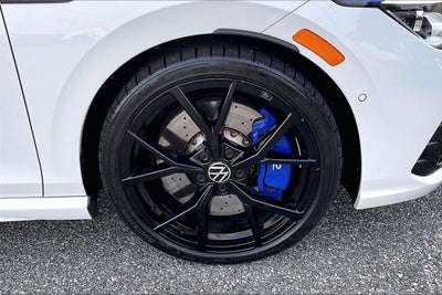 2023 Volkswagen Golf R 20th Anniversary Edition