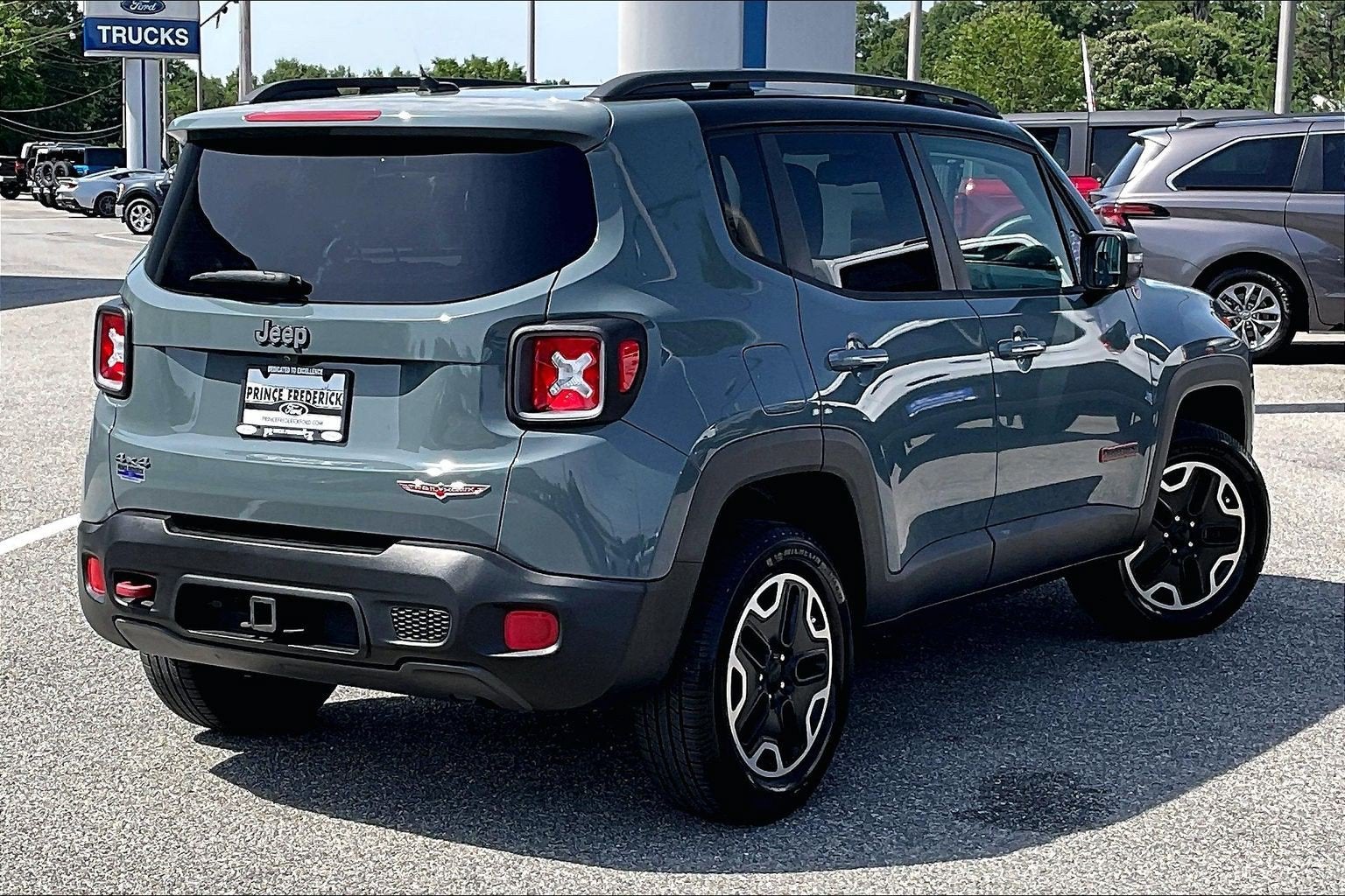 2016 Jeep Renegade Trailhawk