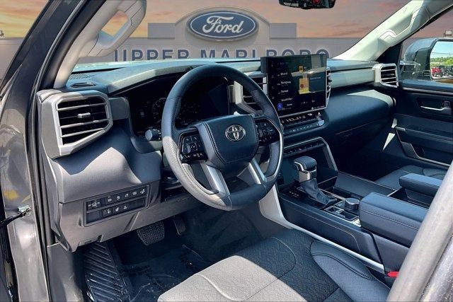 2024 Toyota Sequoia SR5