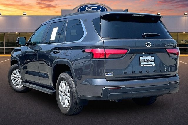 2024 Toyota Sequoia SR5