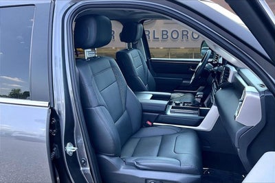 2024 Toyota Sequoia SR5