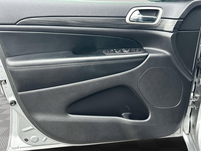 2021 Jeep Grand Cherokee Laredo X 4x4