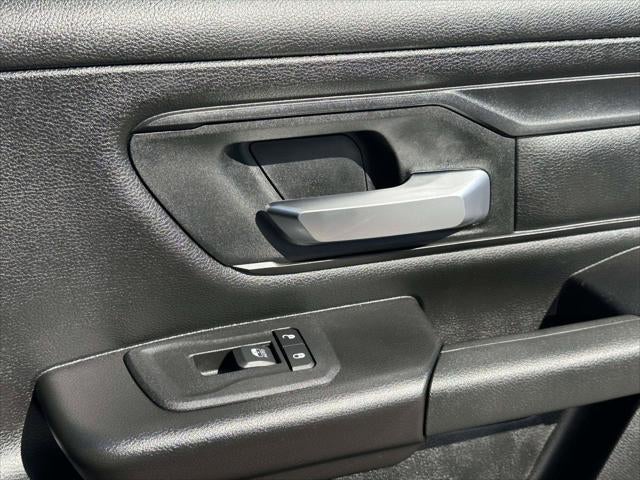 2026 RAM 1500 Warlock Crew Cab 4x4 5'7' Box
