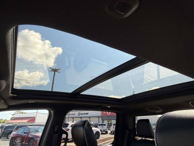 2023 RAM 1500 Laramie Crew Cab 4x4 6'4' Box