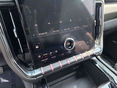 2025 GMC Yukon XL 4WD AT4